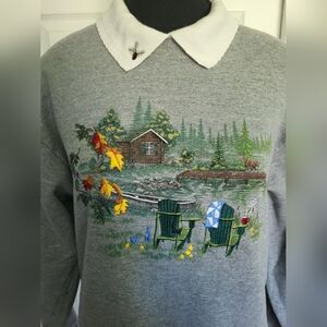 Vintage Cabin Nature Sweatshirt with Faux Collar | Top Stitch | Size Small
